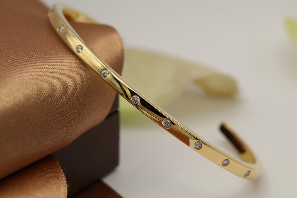 buy custom diamond jewelry with crypto at e-Jewels